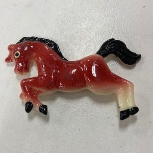 Horse magnet